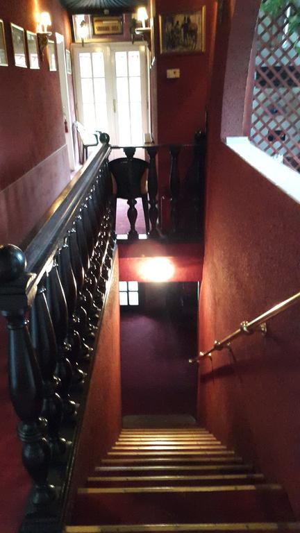 Hôtel Fiaker Panzio à Miskolc Extérieur photo