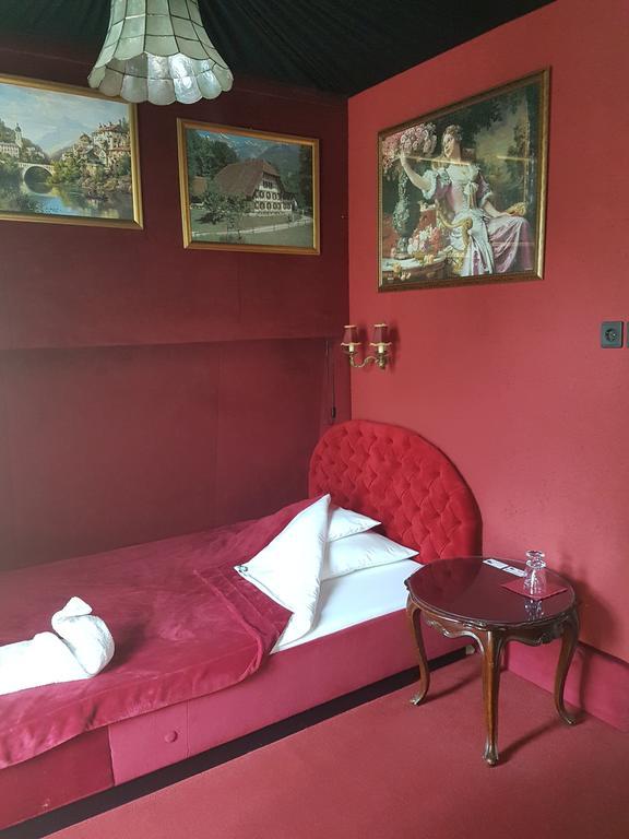 Hôtel Fiaker Panzio à Miskolc Extérieur photo